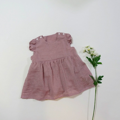 インナー付きワンピース作りました スタイリスト佐藤かなが作る赤ちゃんのための服と小物より